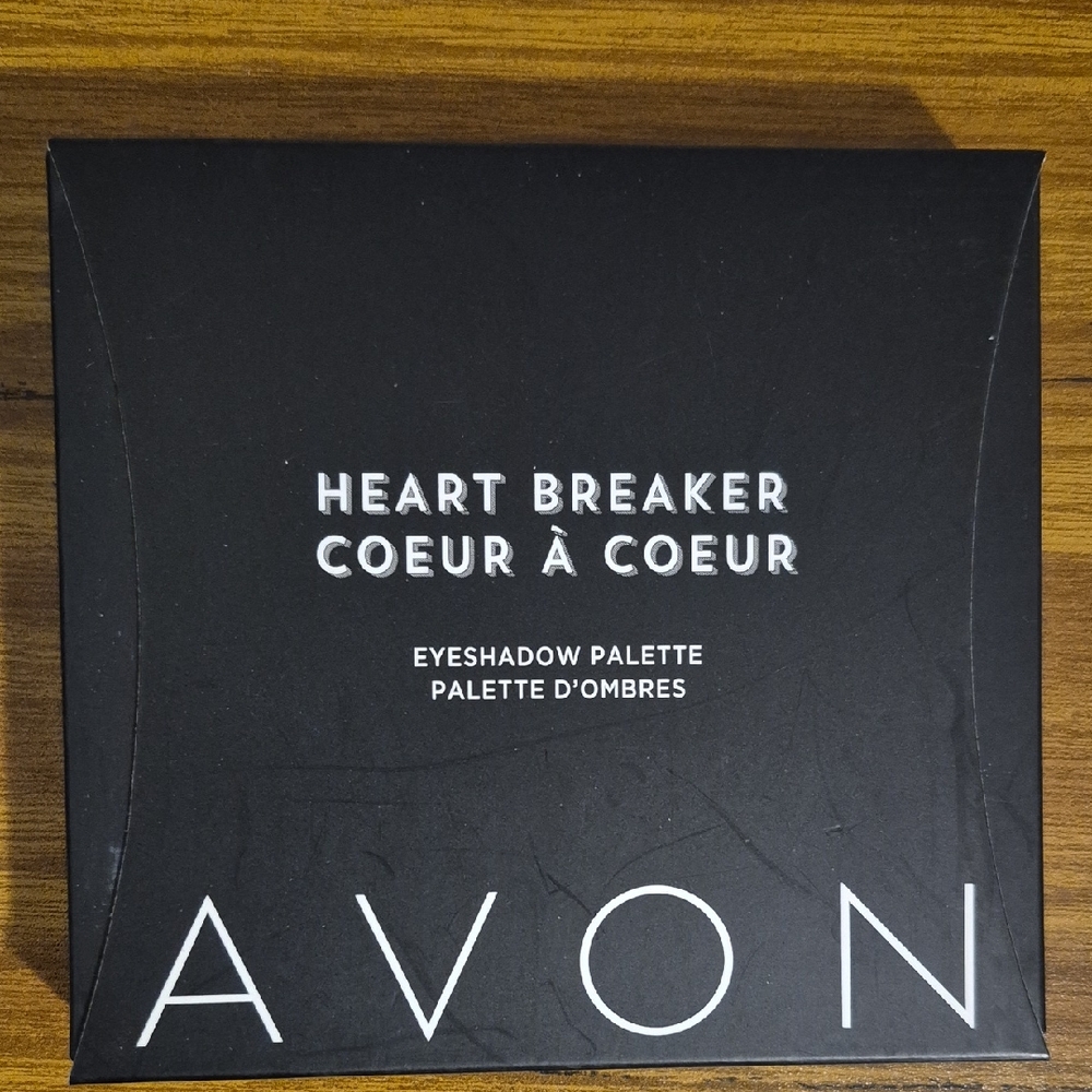 Avon Heart Breaker Eyeshadow Palette
